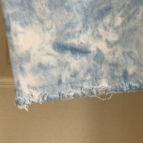 Wet Seal High Rise Relaxed Fit Jean (Junior) - Picture 11 of 14